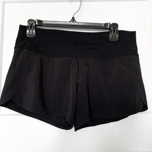 Speed Up Mid-Rise Lined Short 4” Inseam